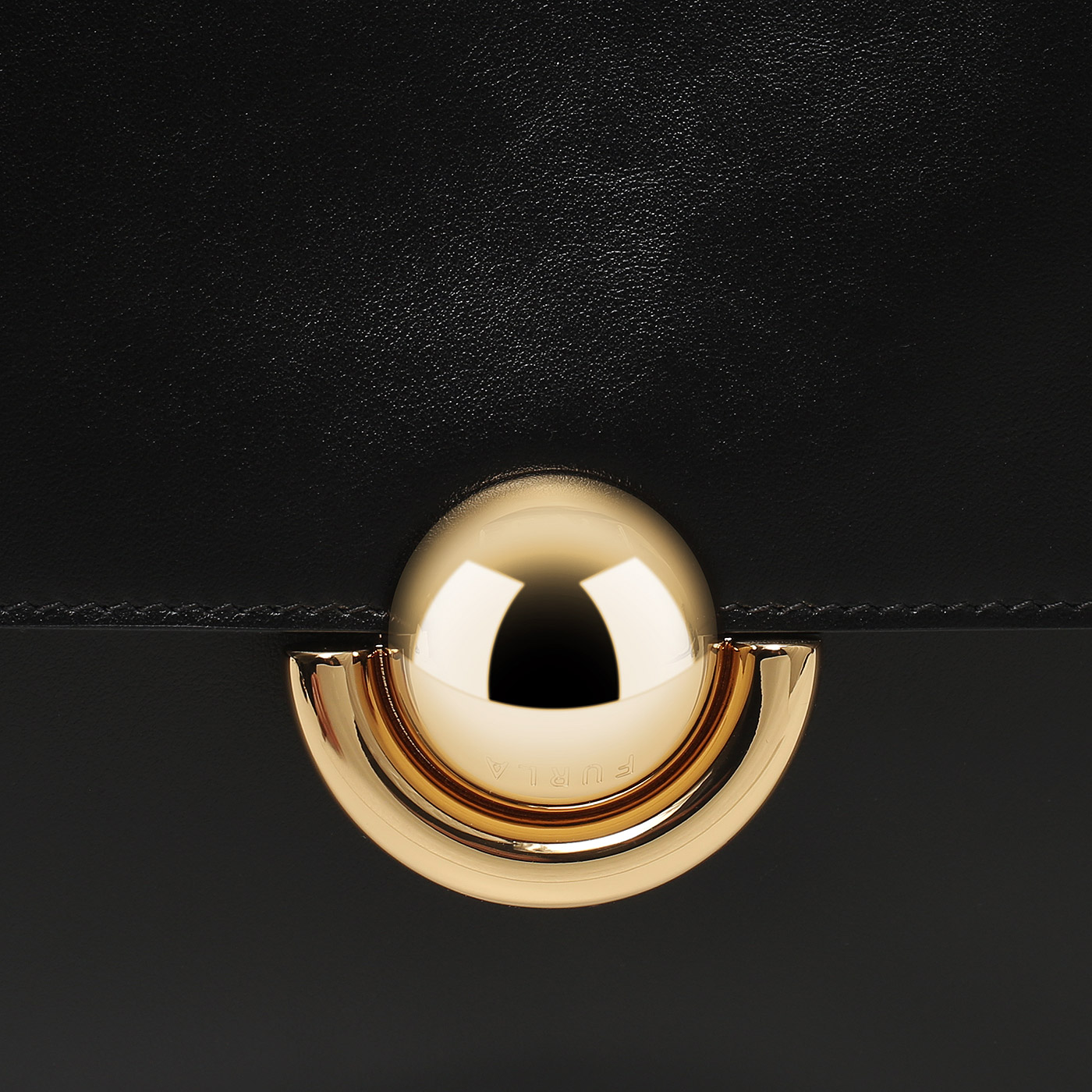 Кожаная сумка Furla Domus