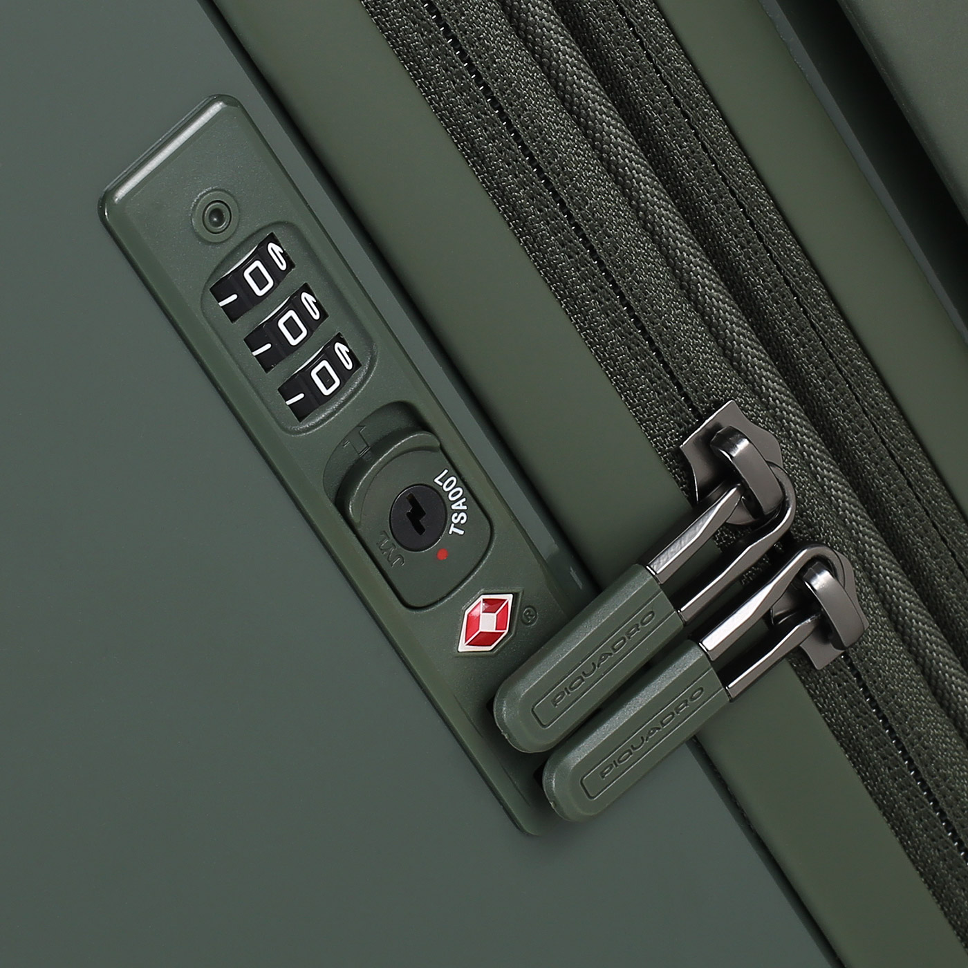 Чемодан большой L из поликарбоната Piquadro PQ Light