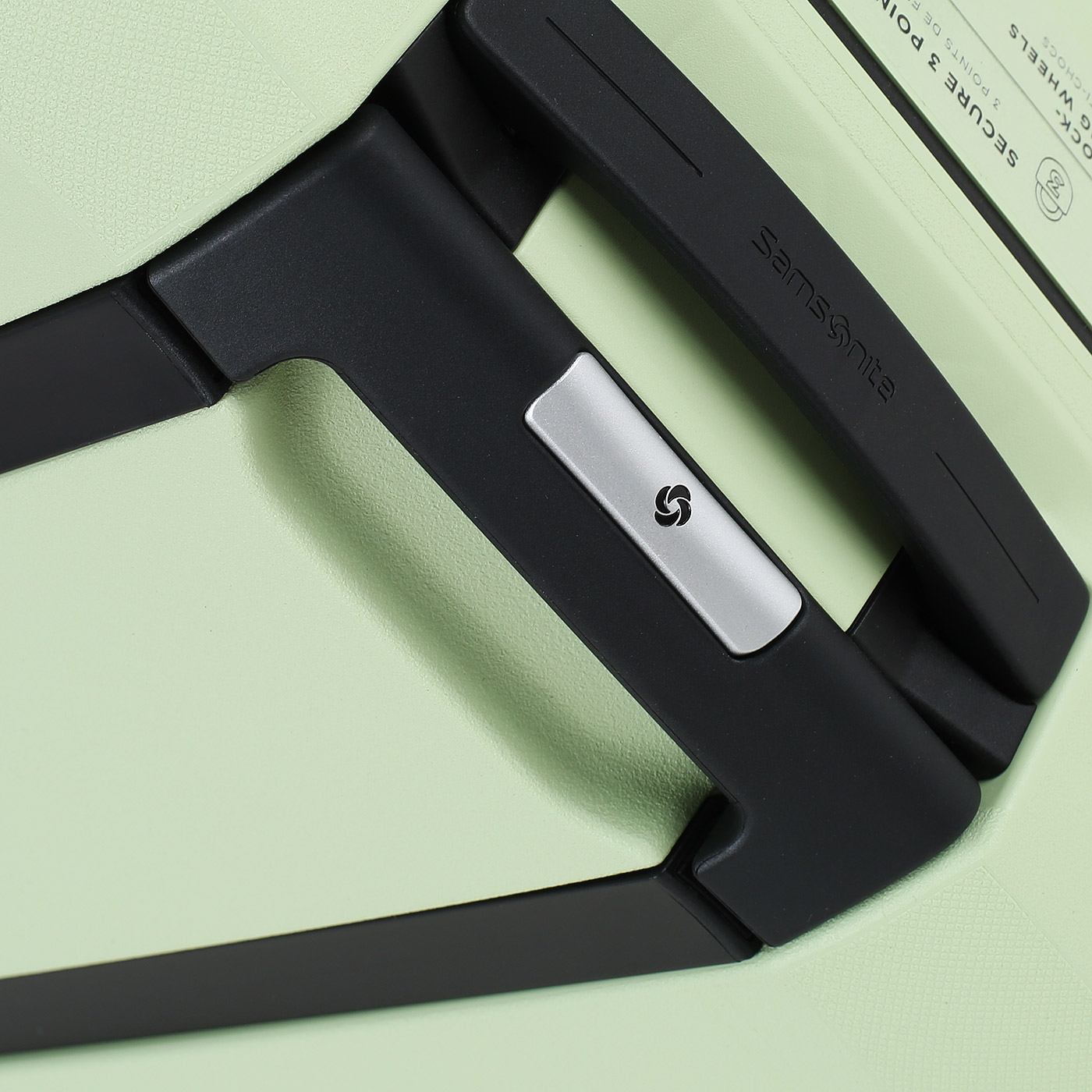 Чемодан для ручной клади из полипропилена Samsonite Essens